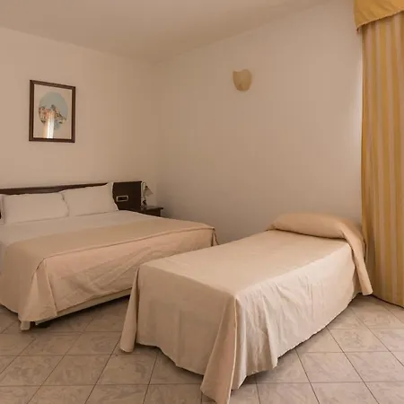 斯特拉2000酒店 奧爾比亞