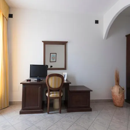 酒店 斯特拉2000酒店 奧爾比亞