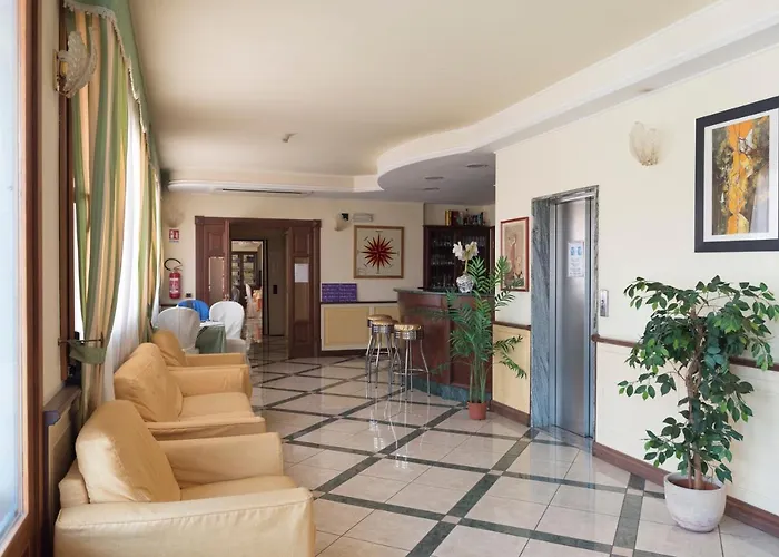 Stella 2000 Szálloda